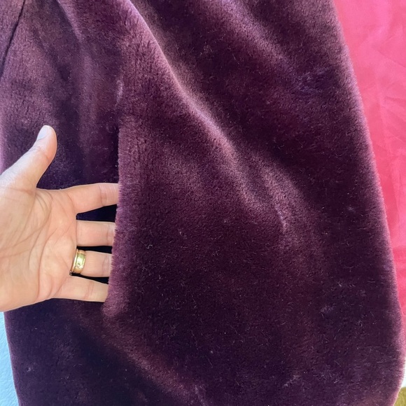 Jacques Saint Laurent Burgundy Faux Fur Coat | Vintage Glam 80s–90s - Picture 15 of 17